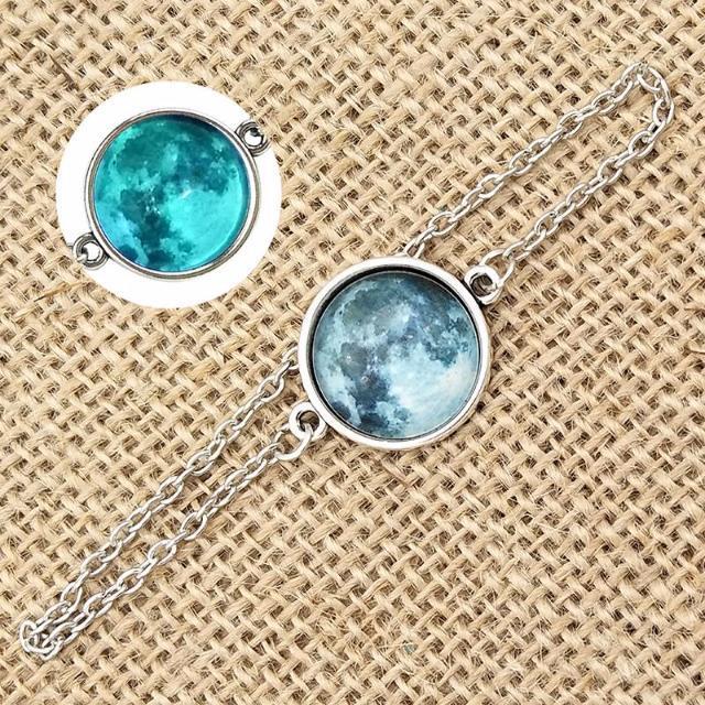 Moon Glow Bracelet With Link Chain - SexyBling