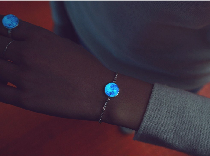 Glow In The Dark Blue Moon Necklace - SexyBling