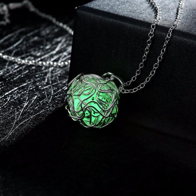Glowing Fluorescent Stone Necklace - SexyBling