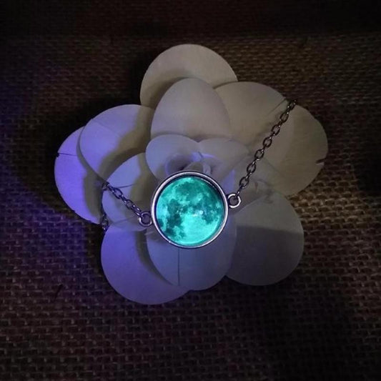 Moon Glow Bracelet With Link Chain - SexyBling